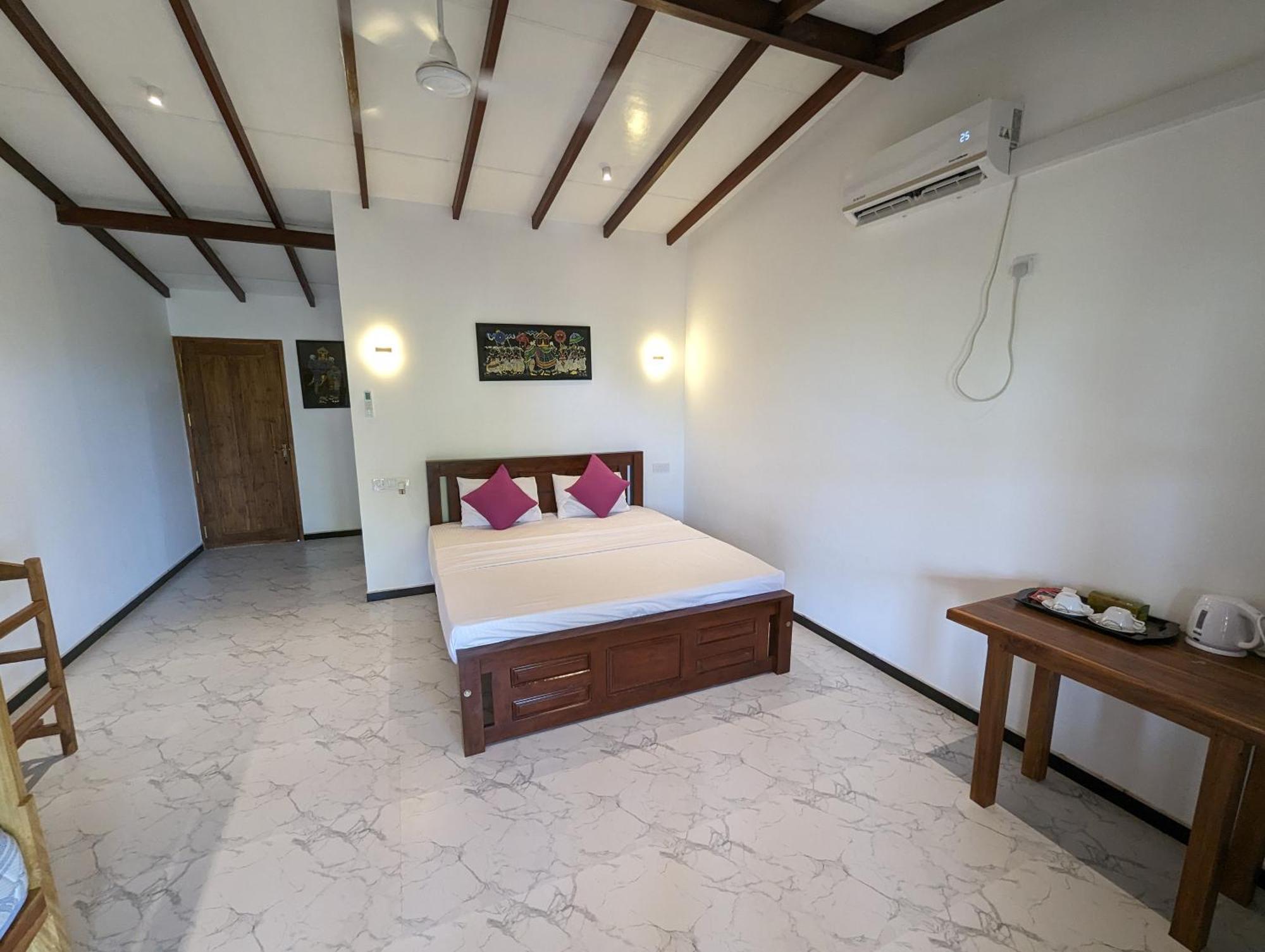 Kirinda Heaven - Yala Hotel Buitenkant foto